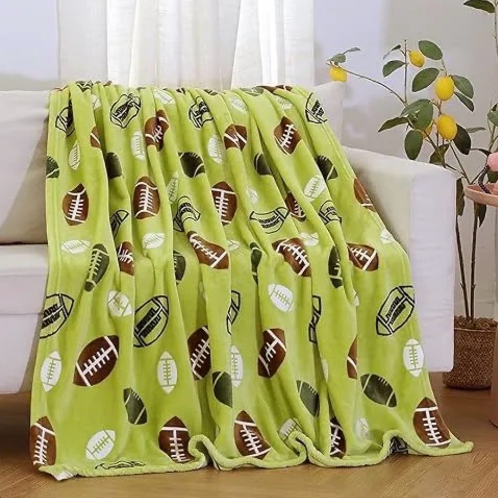 Glow in The Dark Soft Fleece Throw Blanket 60 x 80 Inches